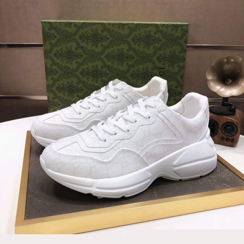 G*u*i casual shoes